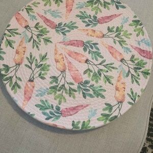 Round Carrot and Leaf Placemats